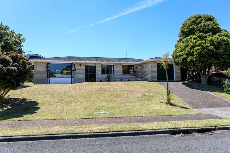 4 Squire Place, Blagdon, New Plymouth - Carousel 2