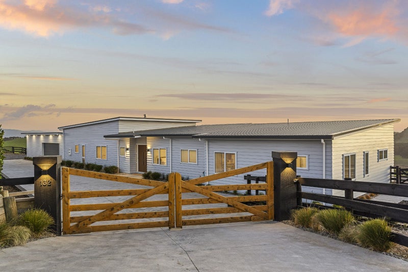 132 Waller Road, Mauku - Carousel 1