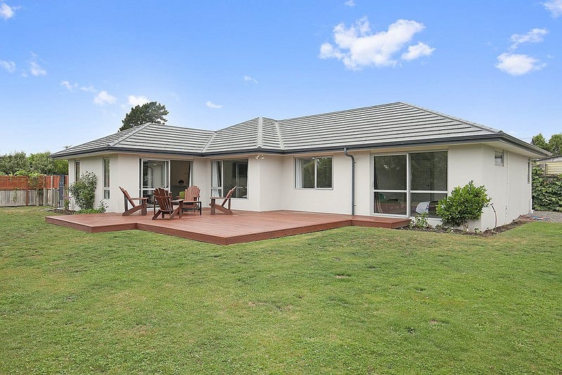 2 Heyders Road, Spencerville, Christchurch - Carousel 1