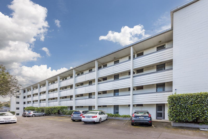9/18 Edenvale Crescent, Mount Eden, Auckland - Carousel 18