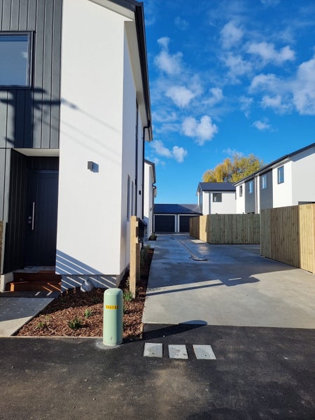 2/58 Olliviers Road, Phillipstown, Christchurch - Carousel 2
