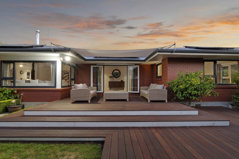 18 Colwyn Street, Bryndwr, Christchurch - Carousel 2