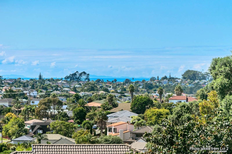 1/16 Albany Highway, Greenhithe, Auckland - Carousel 2