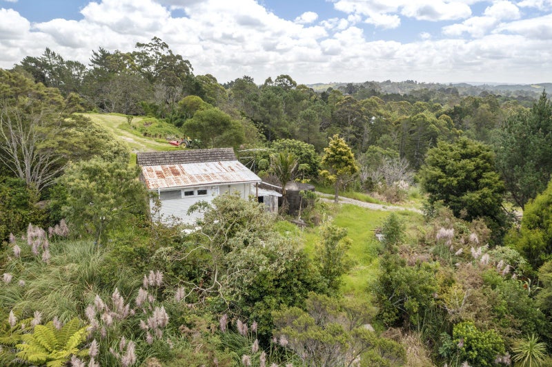 1201 East Coast Road, Albany - Carousel 1