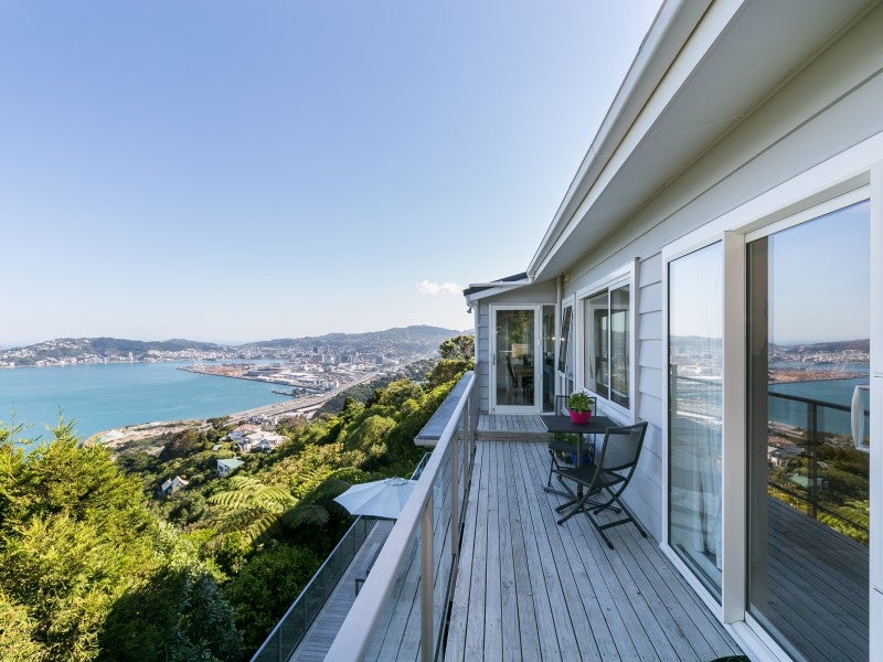 10 Clive Road, Khandallah, Wellington - Carousel 1
