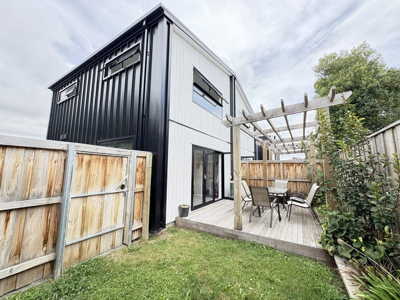4/163 King Street, Sydenham, Christchurch - Carousel 1