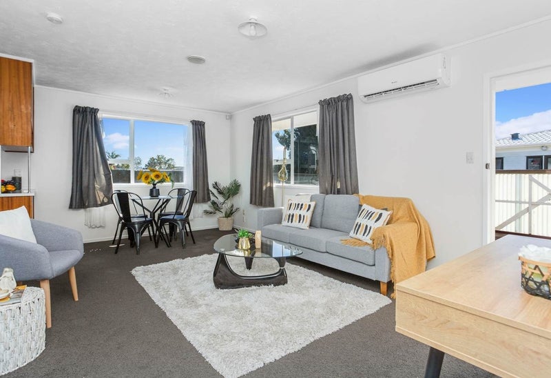 2/89 Bruce McLaren Road, Henderson, Auckland - Carousel 1