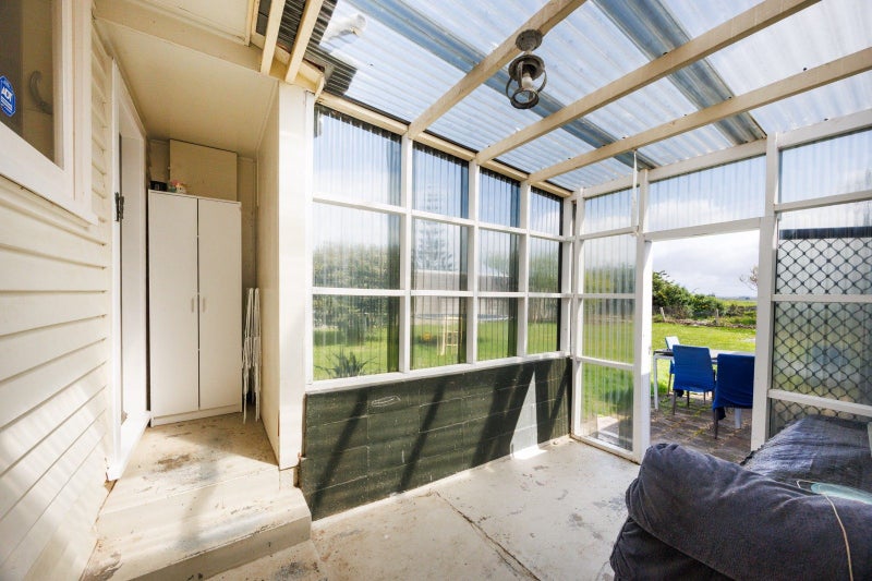 43 Sutherland Crescent, Westbrook, Palmerston North - Carousel 13