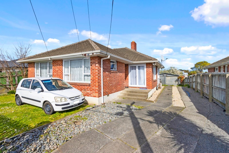 28 Rowan Avenue, Aranui, Christchurch - Carousel 1