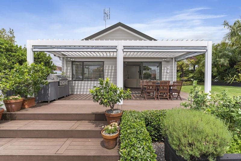 2/19 Tramway Road, Beach Haven, Auckland - Carousel 26