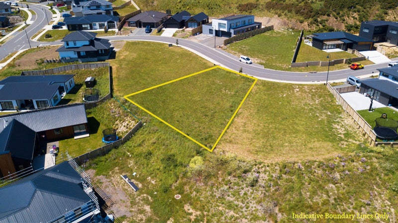 6 Okupe Grove, Aotea, Porirua - Carousel 2