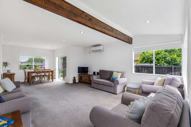 2/17 Beach Road, Pahurehure, Papakura - Carousel 2