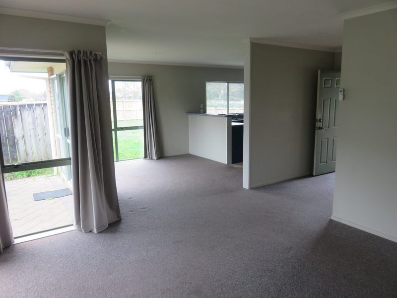 127 Discovery Drive, Flagstaff, Hamilton - Carousel 2