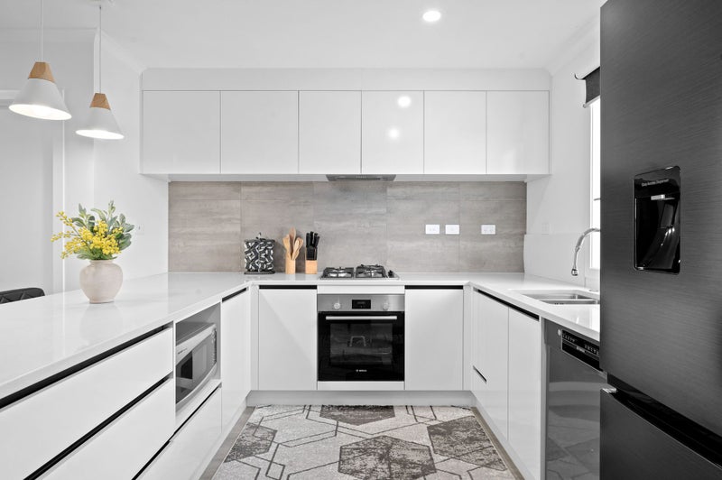 1/51 Cabourne Drive, Glenview, Hamilton - Carousel 1