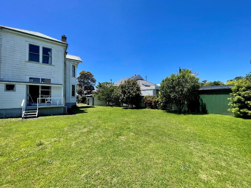 15 Tainui Road, Devonport, Auckland - Carousel 13