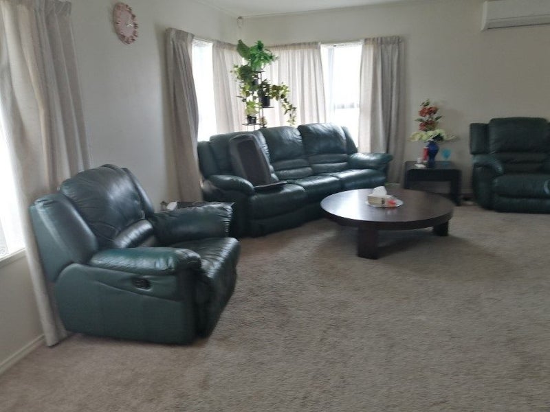 2/3 Burcham Street, Taita, Lower Hutt - Carousel 2