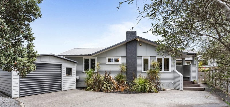 14 Sylvia Road, Hillcrest, Auckland - Carousel 1