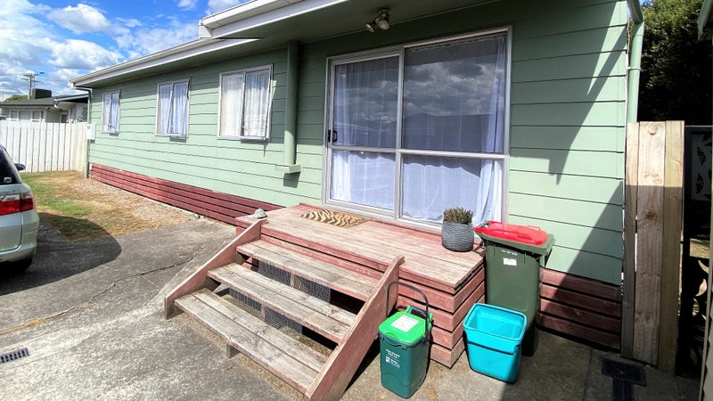 4B Cricket Place, Melville, Hamilton - Carousel 12