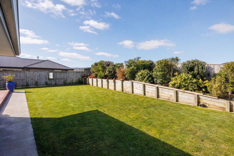6 Atlantic Drive, Fitzherbert, Palmerston North - Carousel 23