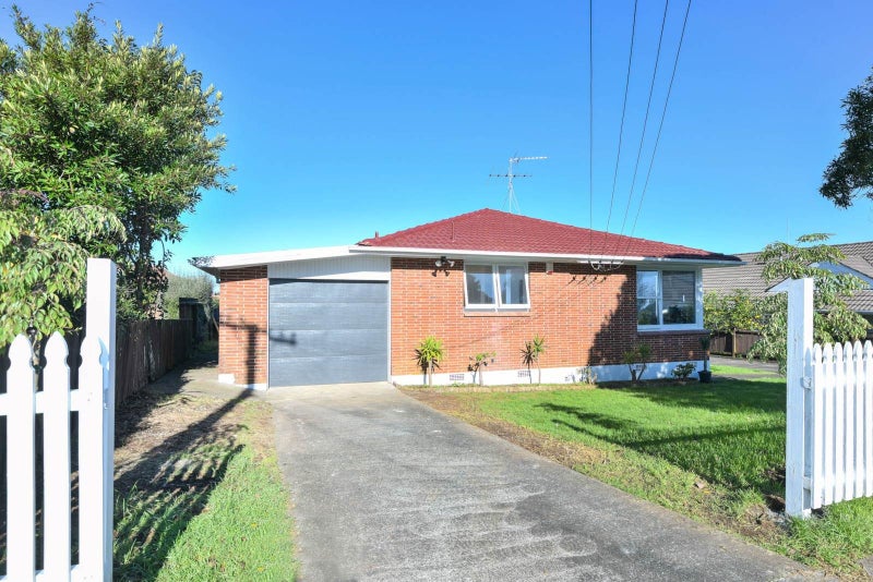 1/15 Turama Road, Royal Oak, Auckland - Carousel 2