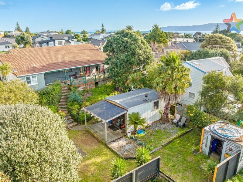 17 Nathan Avenue, Paraparaumu Beach, Paraparaumu - Carousel 2