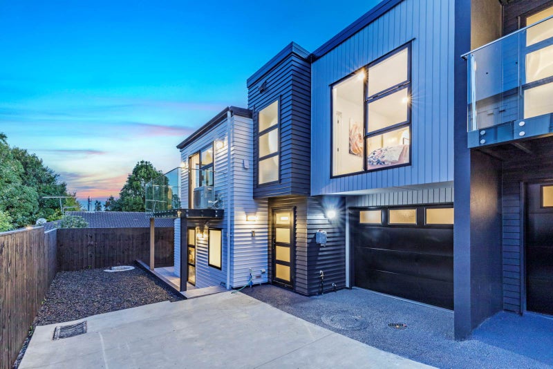 40D Arran Road, Browns Bay, Auckland - Carousel 1