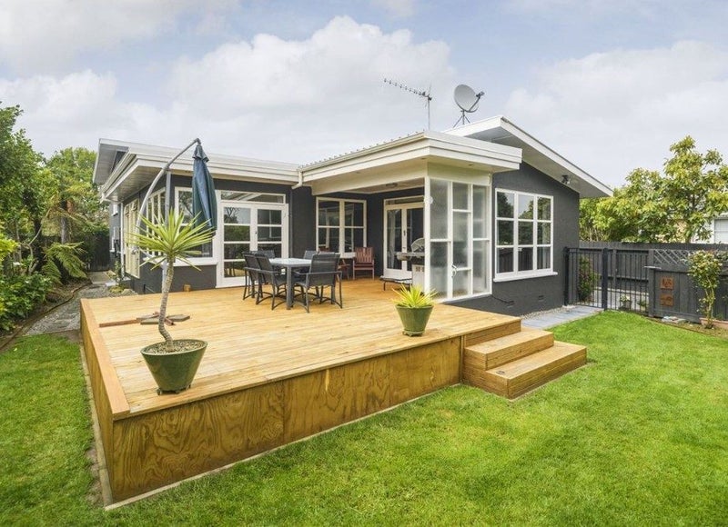 29 Sheffield Street, Awapuni, Palmerston North - Carousel 1