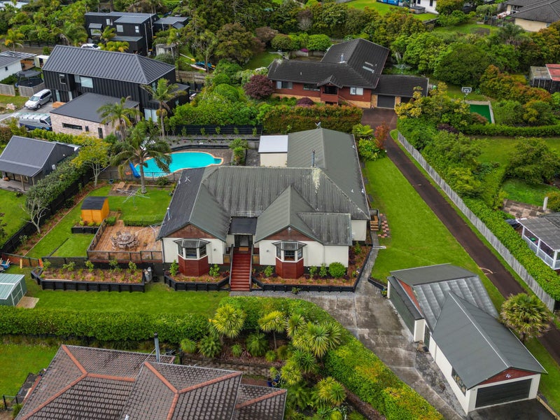 14 The Close, Greenhithe, Auckland - Carousel 1