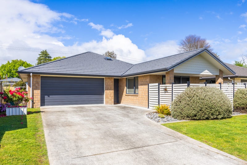 5 Sargent Place, Otorohanga - Carousel 1