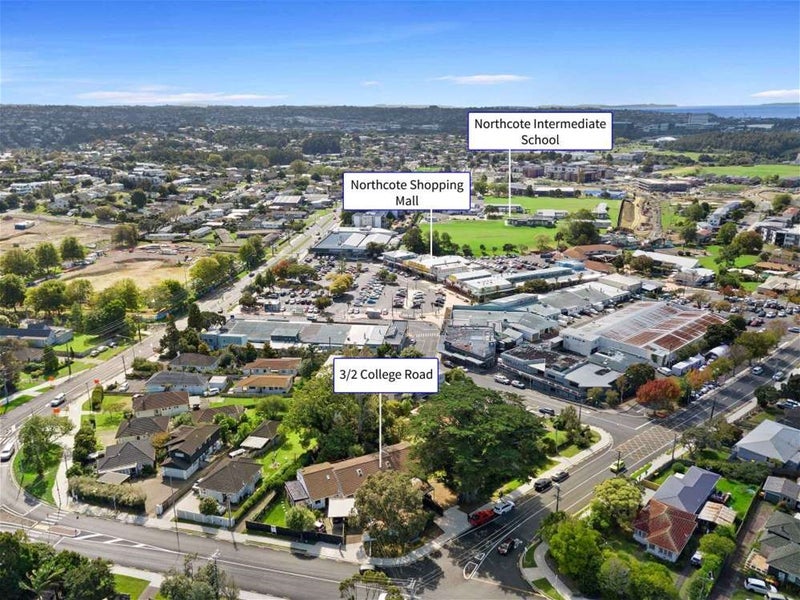 3/2 College Road, Northcote, Auckland - Carousel 2