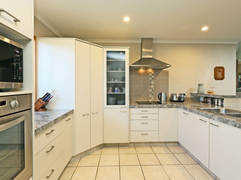 81 Northwood Avenue, Mahora, Hastings - Carousel 2