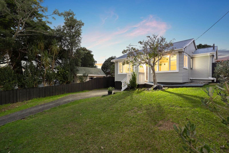 109 Beach Haven Road, Beach Haven, Auckland - Carousel 2
