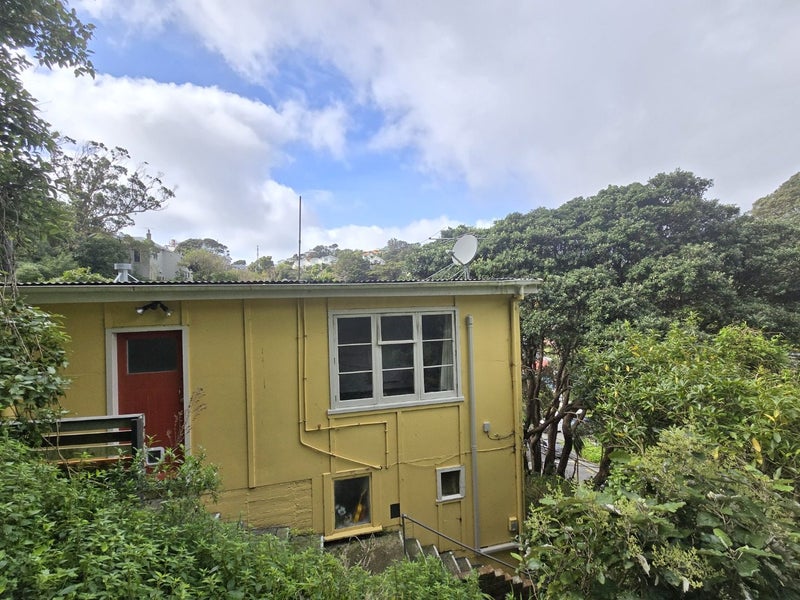 58C Norway Street, Aro Valley, Wellington - Carousel 1