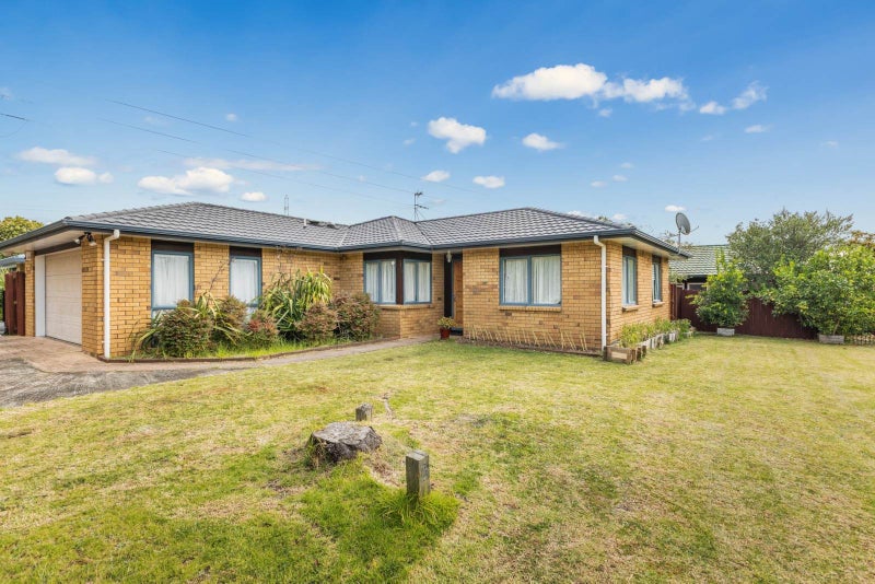 5 Courtvale Place, Flat Bush, Auckland - Carousel 2