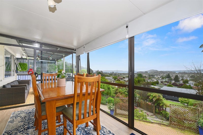 99 Mallard Drive, Selwyn Heights, Rotorua - Carousel 1