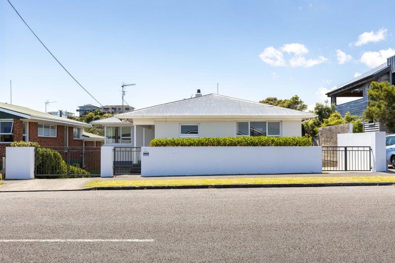 56 Dorset Avenue, Westown, New Plymouth - Carousel 1