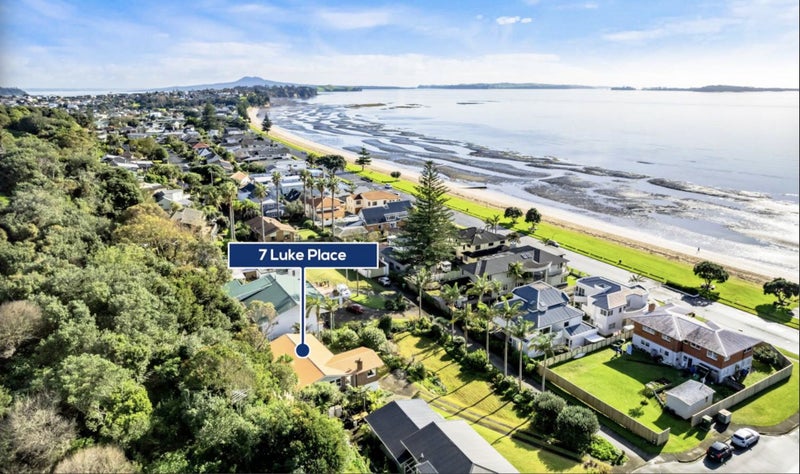 7 Luke Place, Eastern Beach, Auckland - Carousel 19