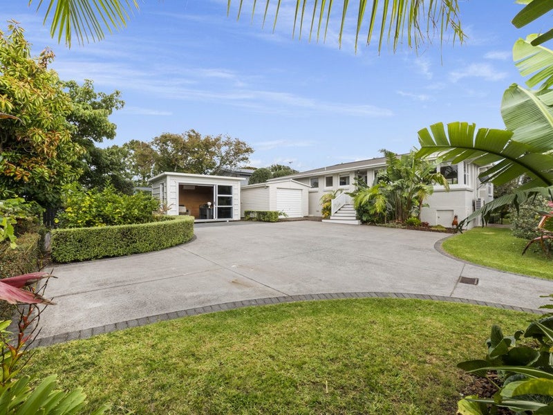 22 Smiths Road, Matua, Tauranga - Carousel 1