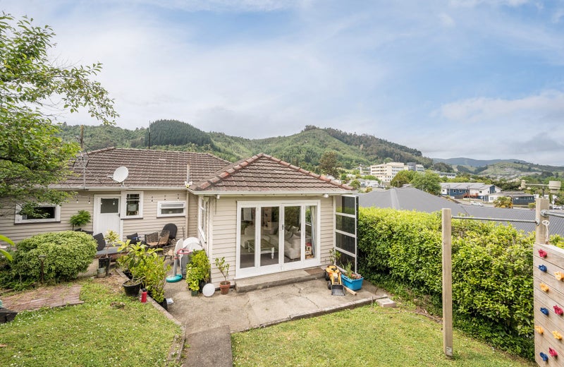 28 Tipahi Street, Nelson South, Nelson - Carousel 1