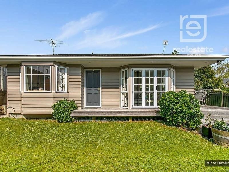 3 Janet Street, Sunnyhills, Auckland - Carousel 2