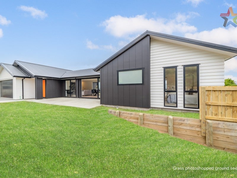 9 Swain Grove, Riverstone Terraces, Upper Hutt - Carousel 1