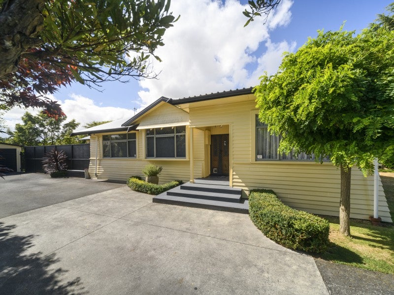 35 Roy Street, Palmerston North, Palmerston North - Carousel 1