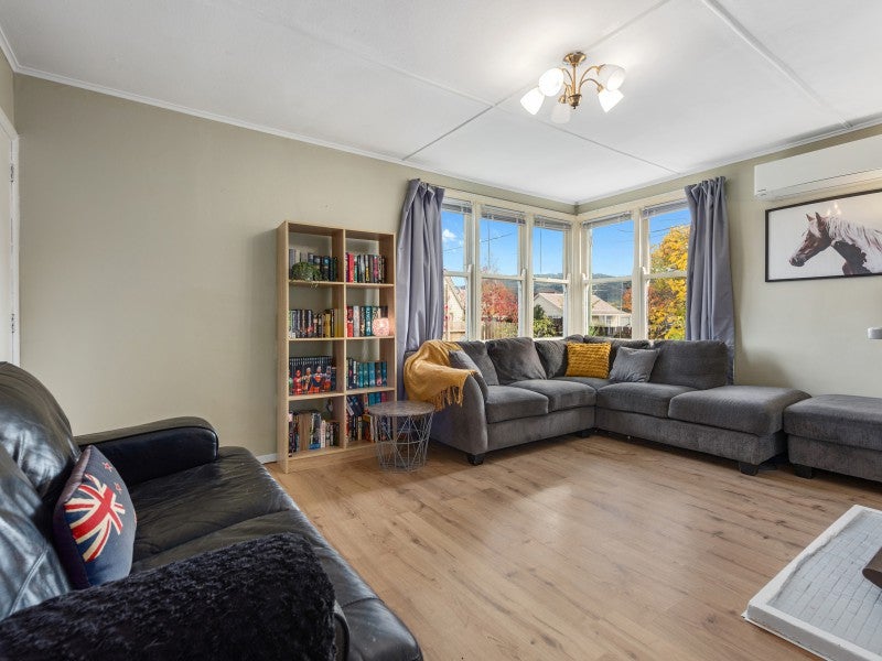 1/9 Mchardie Street, Trentham, Upper Hutt - Carousel 2