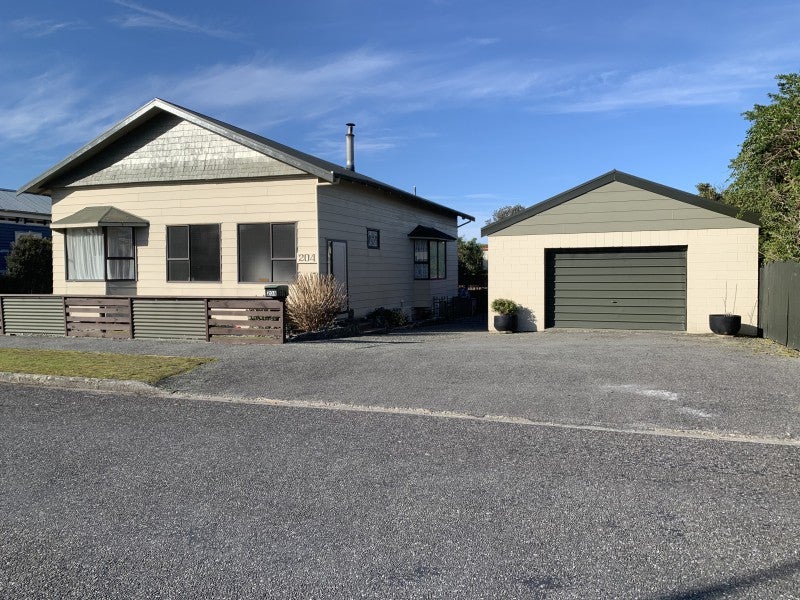 204 Revell Street, Hokitika - Carousel 1
