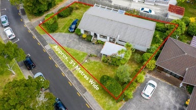 4 Ciprian Place, Henderson, Auckland - Carousel 1