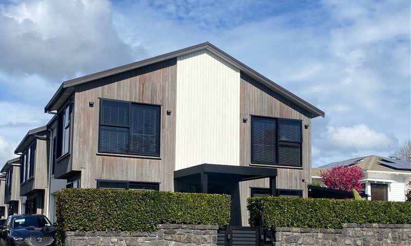 28A Fernleigh Avenue, Royal Oak, Auckland - Carousel 1