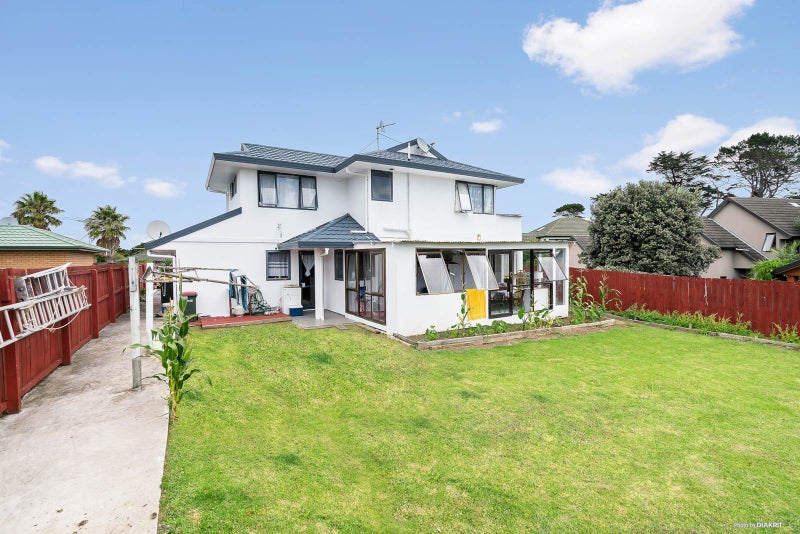 19 Samara Place, Clendon Park, Auckland - Carousel 2