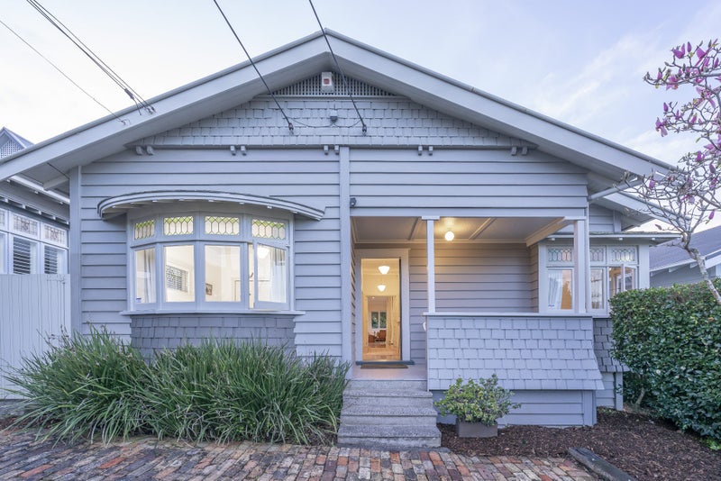 26 Warwick Avenue, Westmere, Auckland - Carousel 1