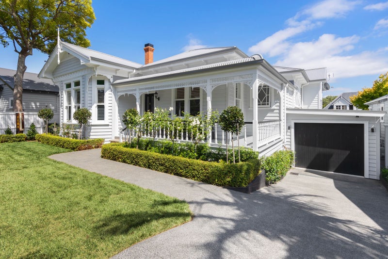 9 Ashton Road, Mount Eden, Auckland - Carousel 1