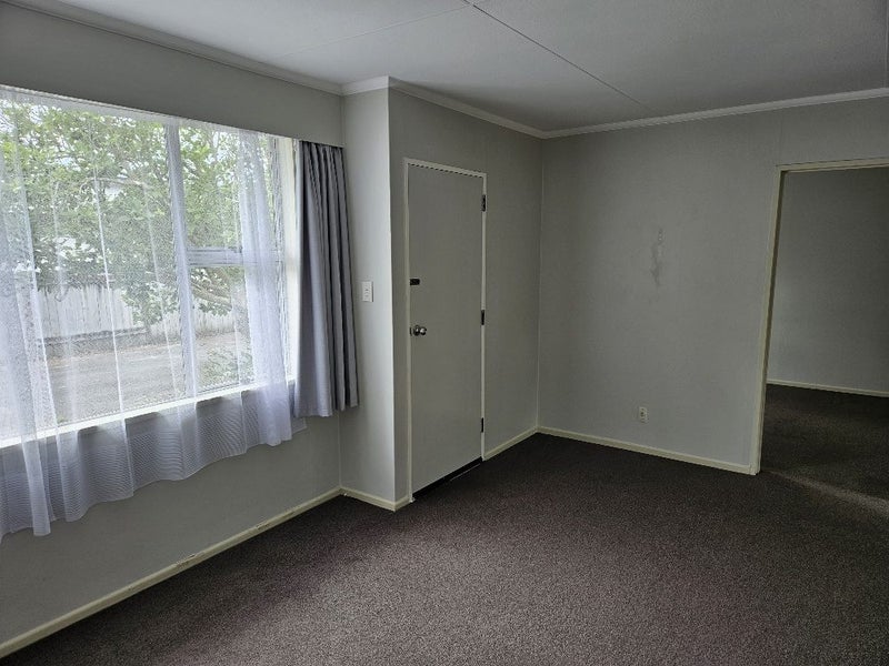 37 Union Street, Hokowhitu, Palmerston North - Carousel 2